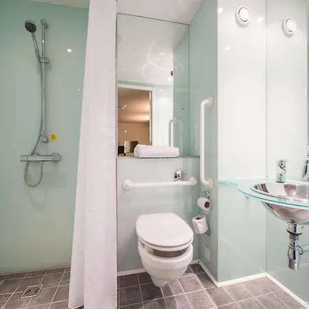 Hotel Ramada Encore 3*